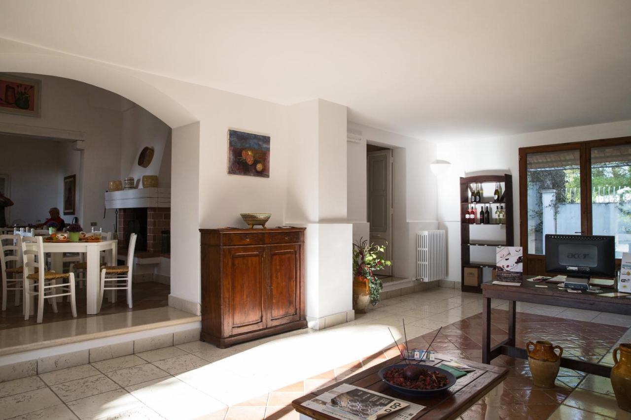 Borgo Fiore Country House Salice Salentino Exterior photo