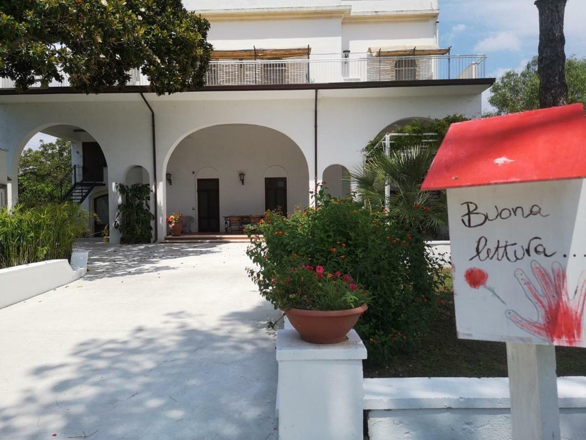 Borgo Fiore Country House Salice Salentino Exterior photo